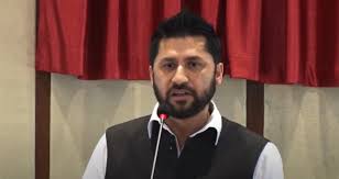 रिहा भए लामिछाने ।